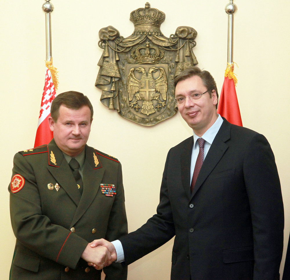 Vučić ugostio ministra odbrane Belorusije (FOTO)