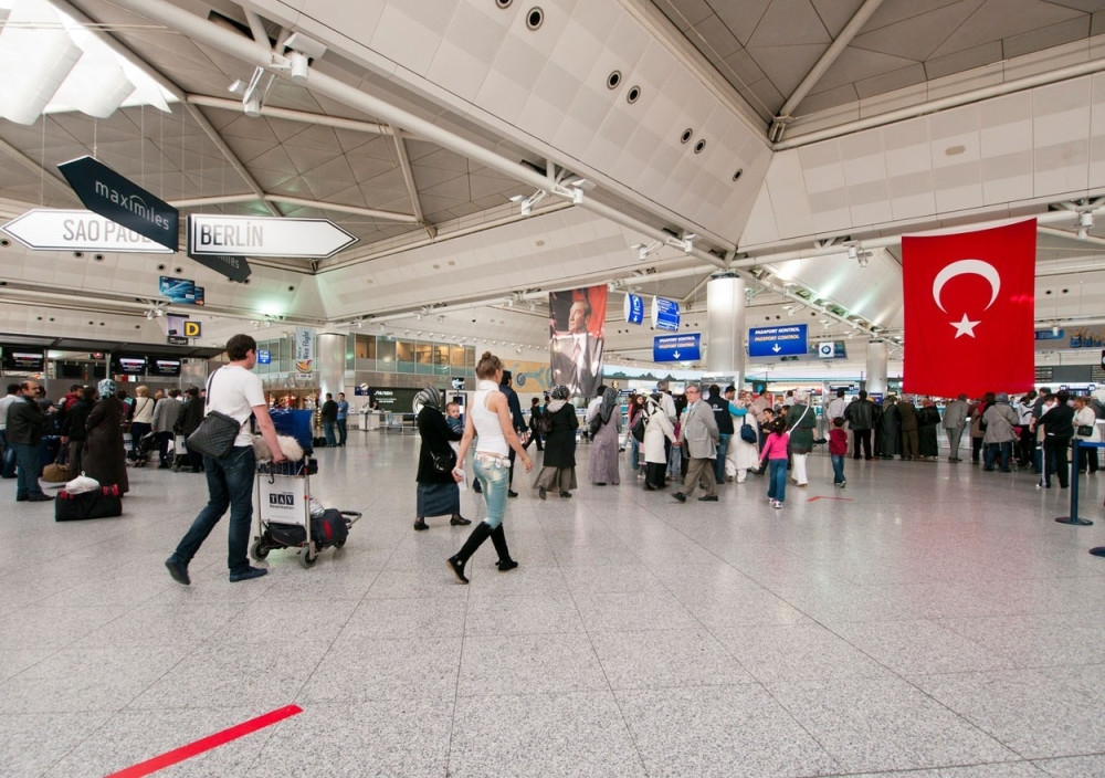 Brat i sestra kao deca iste večeri ostavljeni na dva kraja grada, a 34 godine kasnije desilo se nešto zbog čega ćete PLAKATI KAO KIŠA!