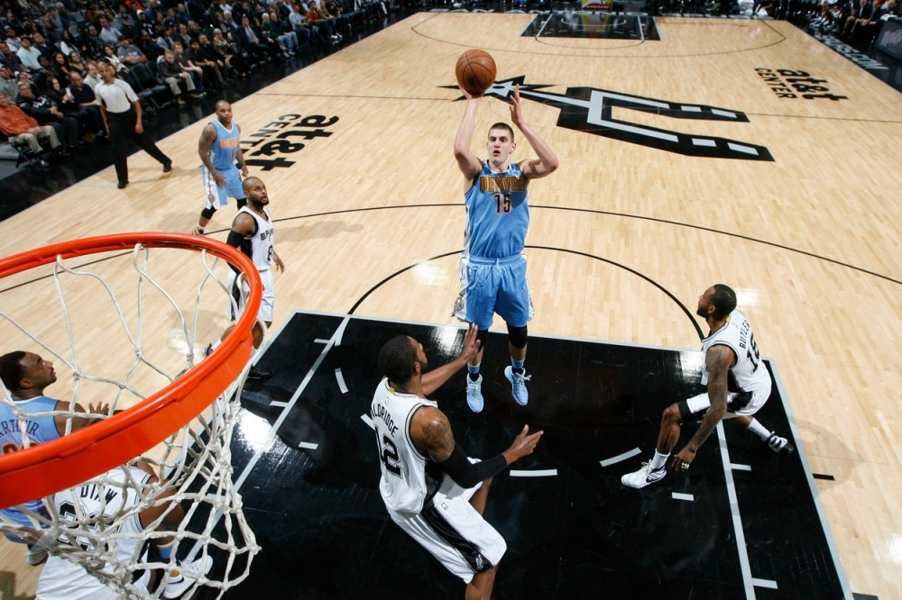 Fantastična partija Jokića u porazu od San Antonija! (VIDEO)