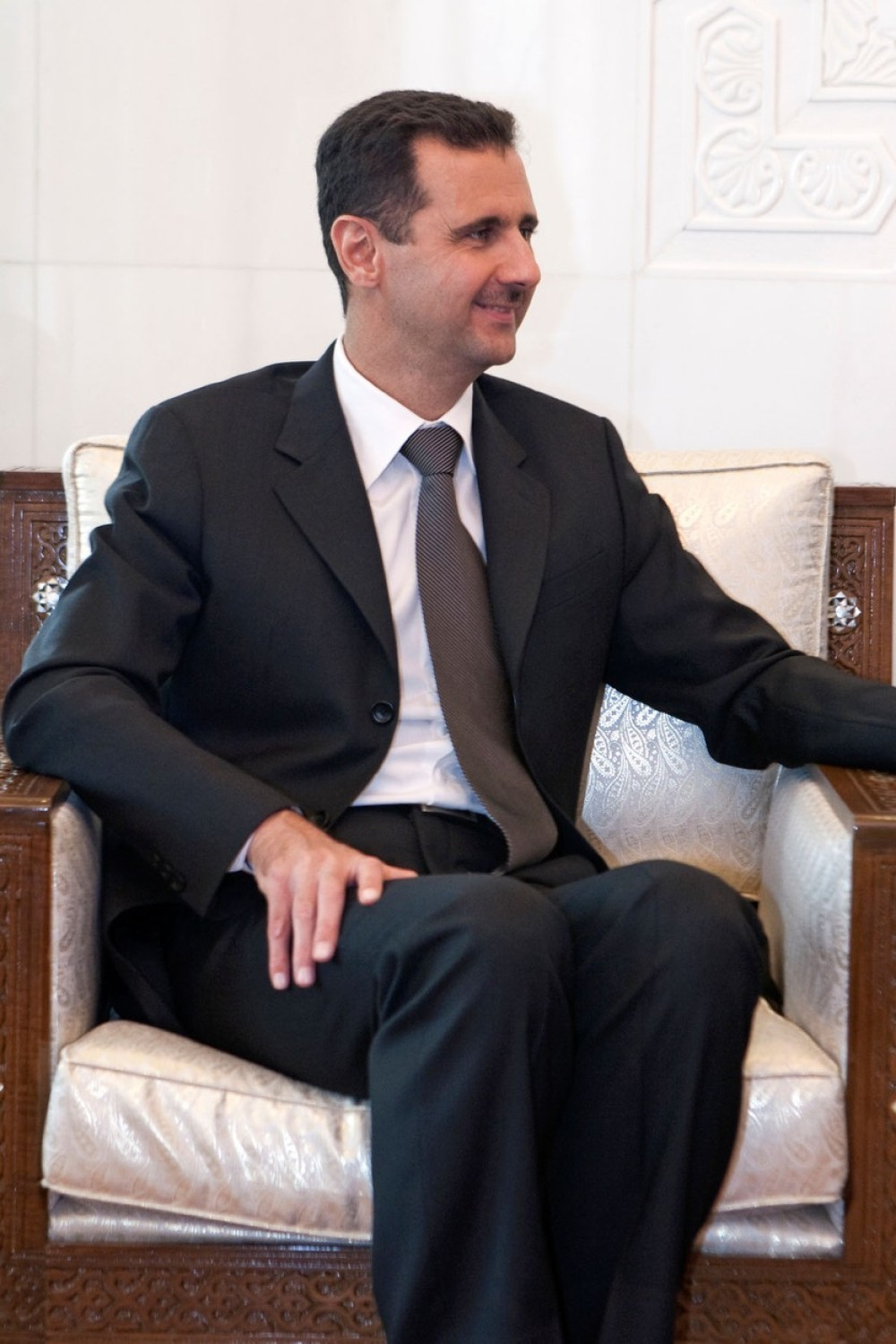 Francuzi oduzimaju Asadu Legiju časti