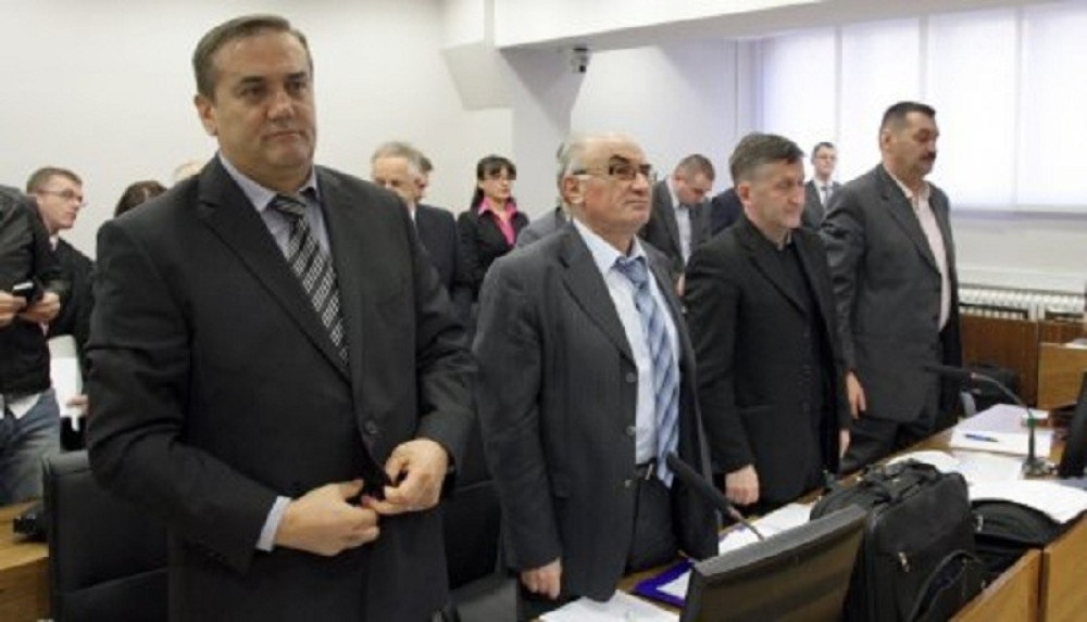 Zbog pretnji smrću novinaru kažnjen sa 500 evra!