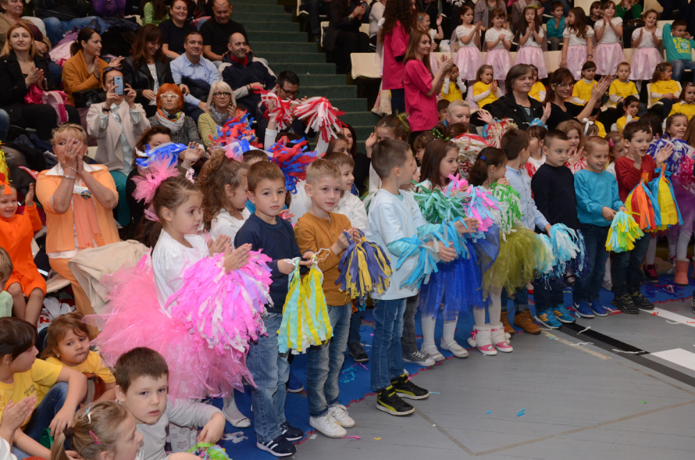 Mališani proslavili svoj dan! (FOTO)