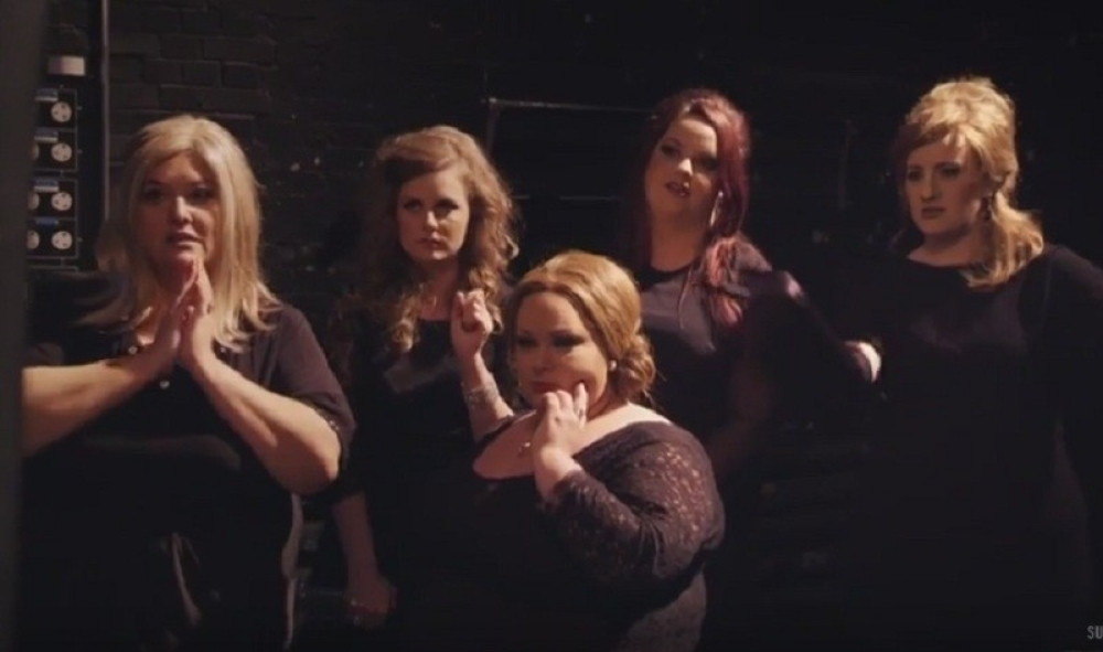 Prerušena Adel došla na audiciju da imitira sebe! (VIDEO)