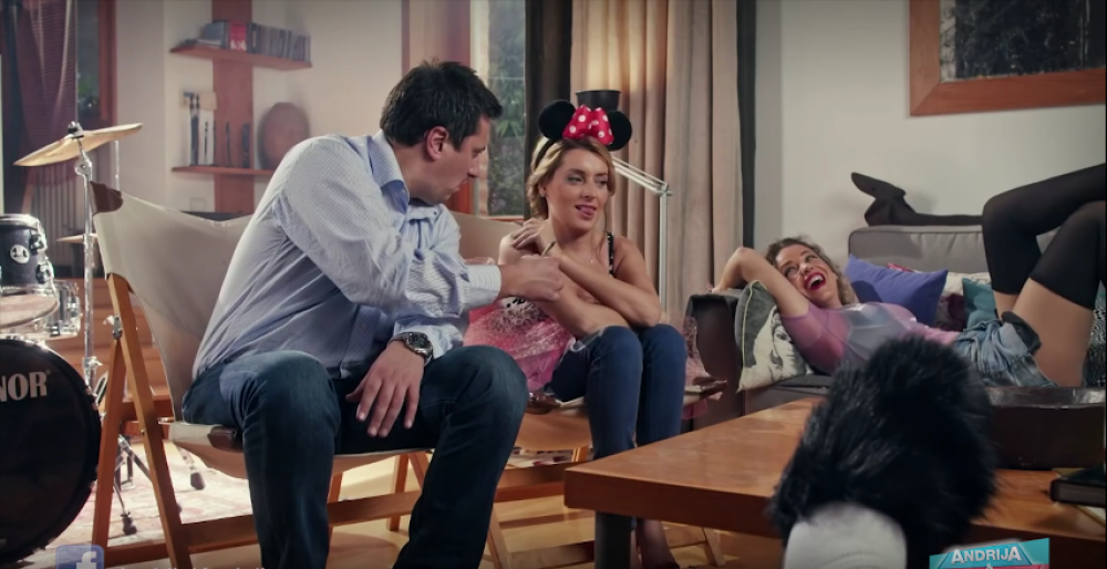 Andrija i Anđelka u epizodi "duvanje"! (VIDEO)