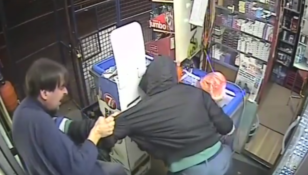 Uhapšen pljačkaš koji je izbo radnika trafike!