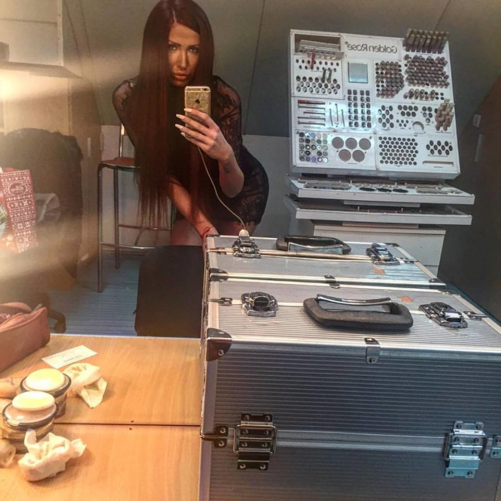 Ajfonka otkrila zašto se vraća u Parove!