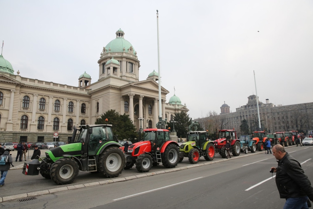 Paori tražili povlačenje zakona (FOTO)
