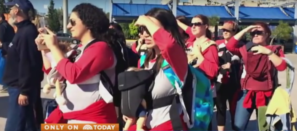 Amerikanke doniraju nosiljke za bebe izbeglicama!