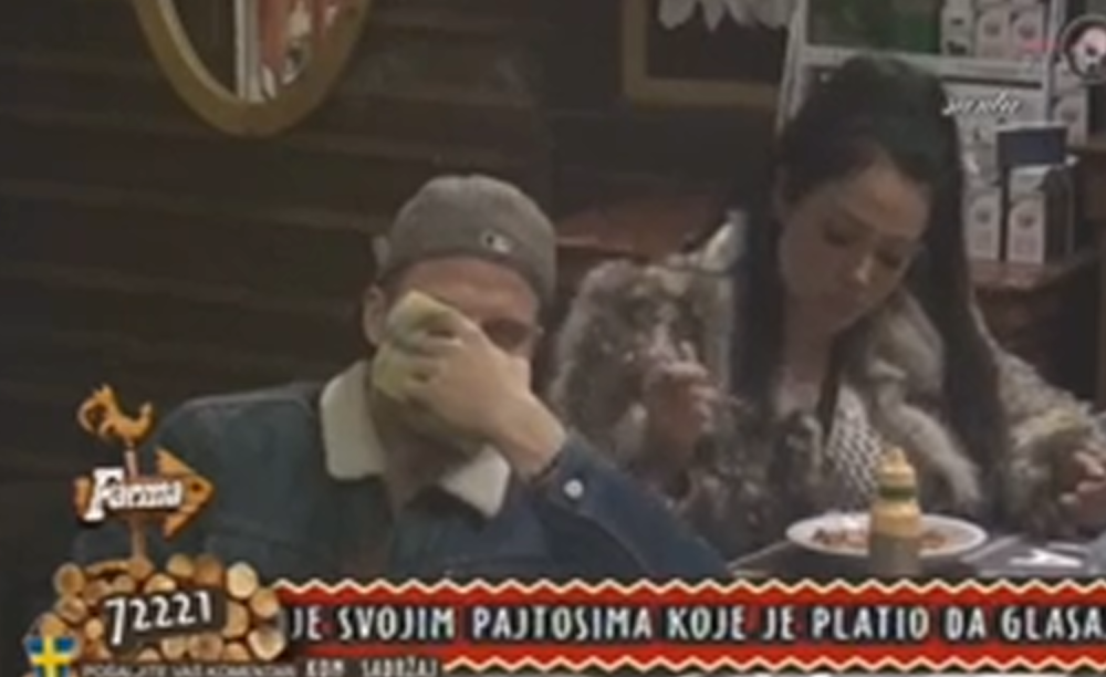 Rade posle udarca držao obloge na licu! (VIDEO)