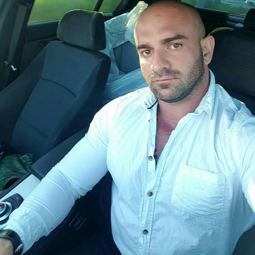 Lepomir je zimus divljao po gradu kolima i psovao građane, a sad je smislio novi nestašuk! (FOTO)