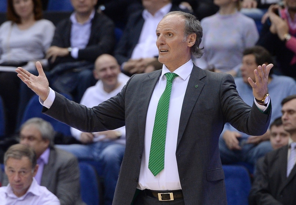 Trofejni stručnjak na klupi Budućnosti!