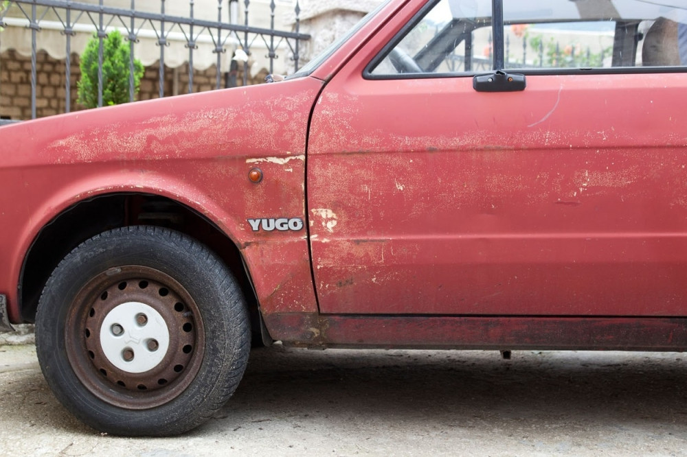 Ofarbajte "juga" za 500 dinara! (VIDEO)