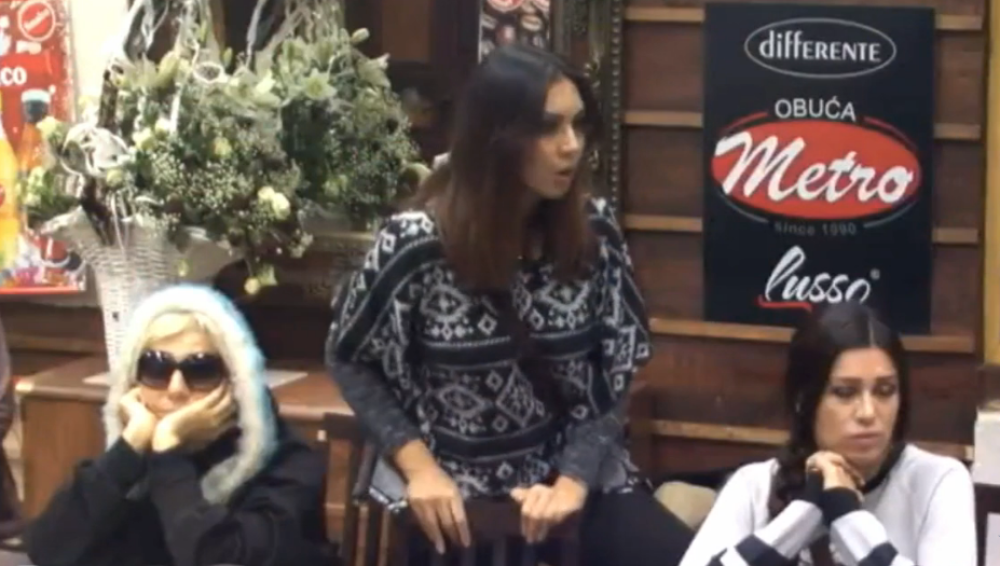 PEVAČICI OTAC UMRO NA RUKAMA Obuzeta tugom poslala potresnu poruku! (FOTO)