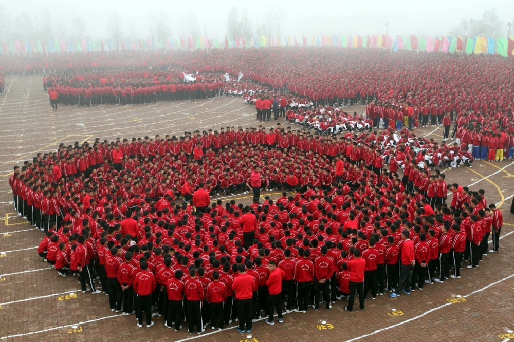 Kinezi izmislili novi fudbal (VIDEO)