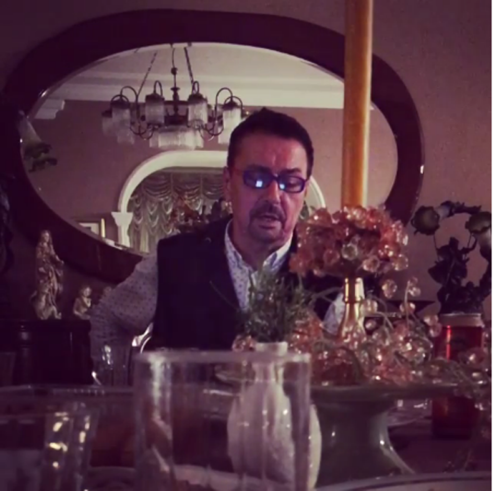 Keba čita novinski tekst o Igorovoj svadbi (VIDEO)