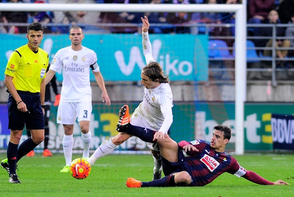 Real "tanak" u Andaluziji!