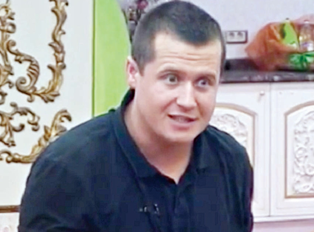 Marko odgrizao drugu uvo!