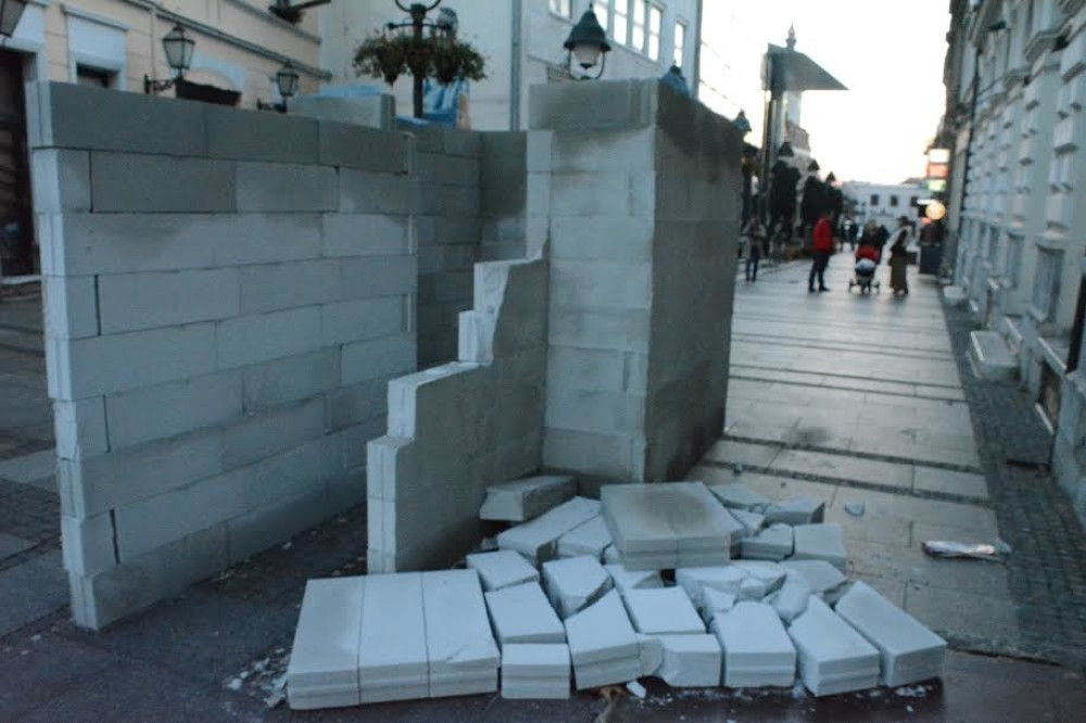 Demolirano umetničko delo u centru Beograda