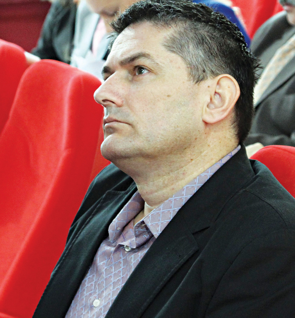 Niški većnik kolima udario saobraćajca!