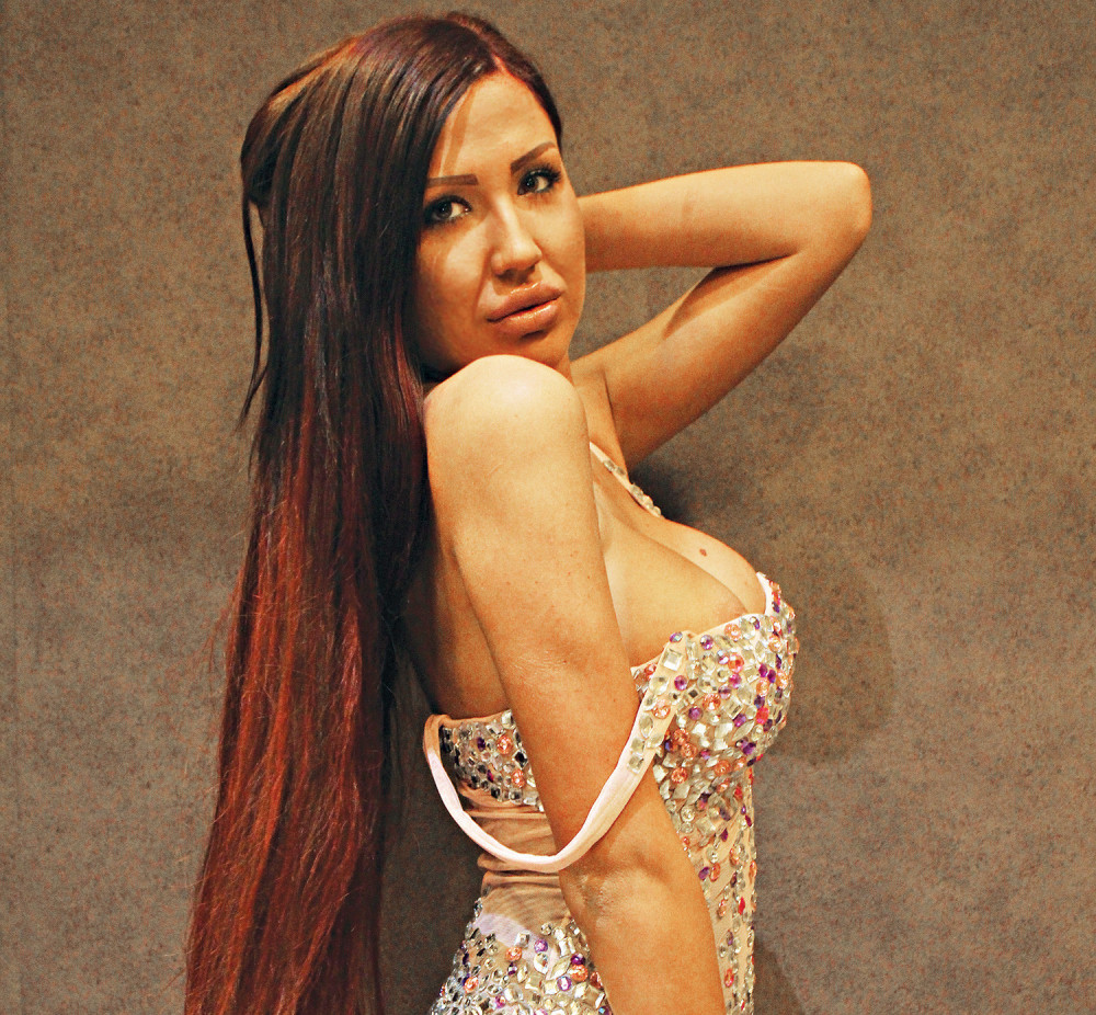 Tijana Ajfon bila u šemi sa Gidrinim unukom