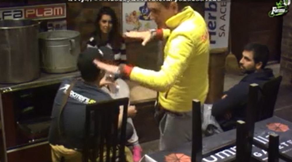 Lepi Mića uveo diktaturu! (VIDEO)