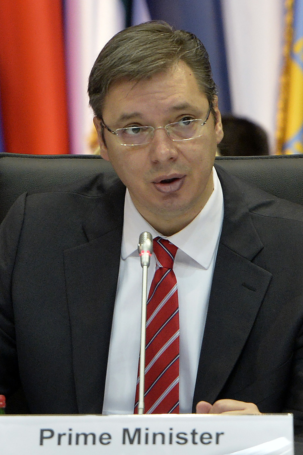 Vučić zakazao hitnu sednicu sa bezbednjacima