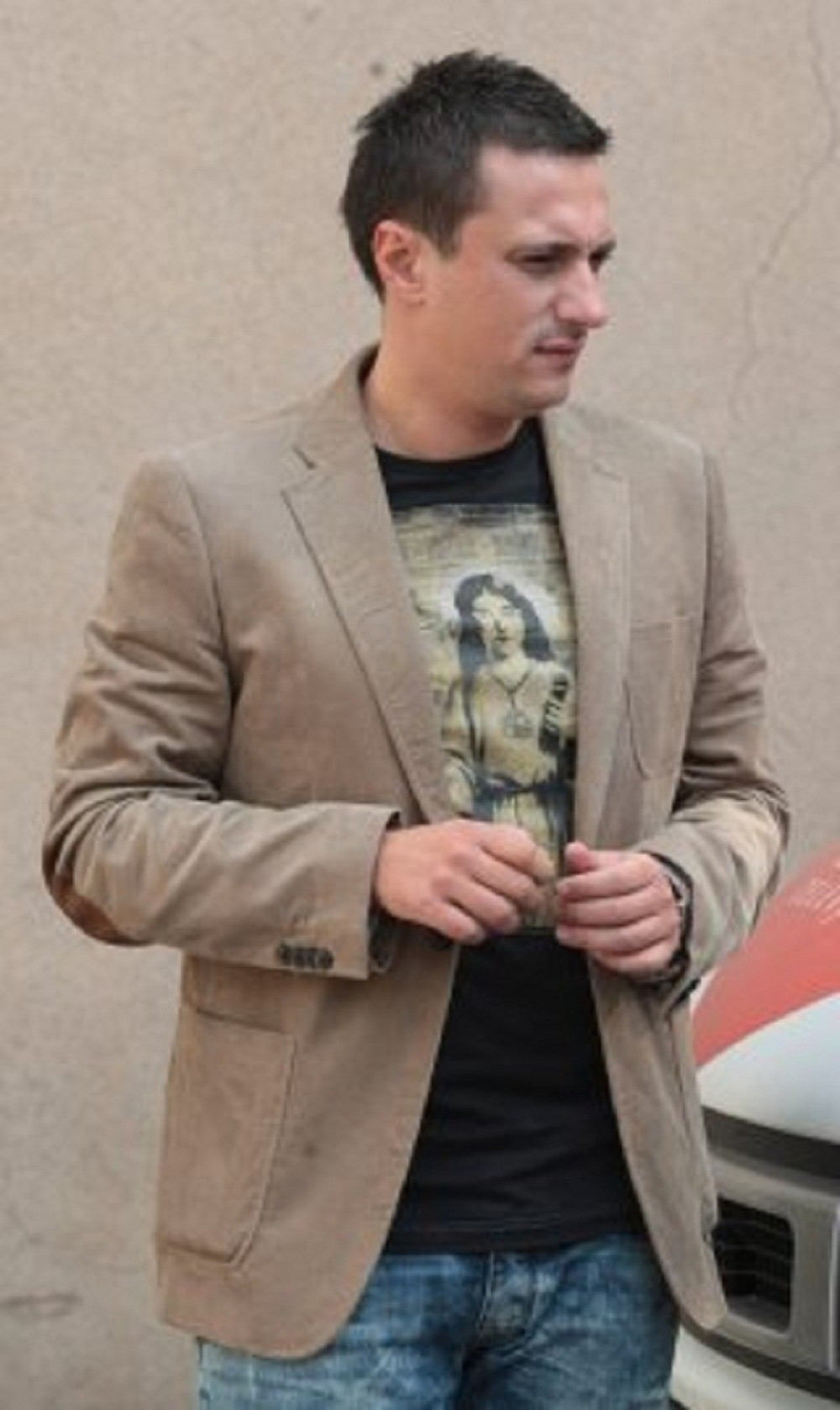 Andrija: Sa lažnog naloga traže pare za Madžgalja!