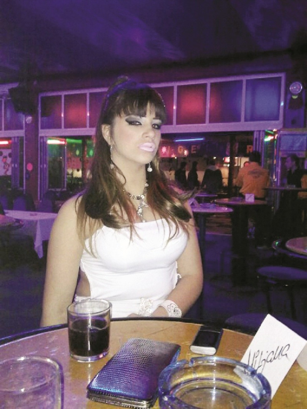 Miljana sada proganja ovog popularnog pevača (FOTO)