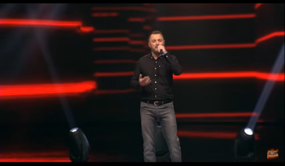 Brat Rade Manojlović promenio imidž! (VIDEO)