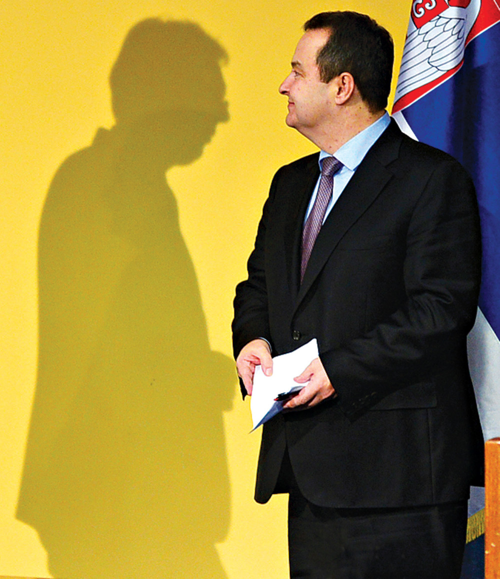 Vučić čuva leđa Dačiću