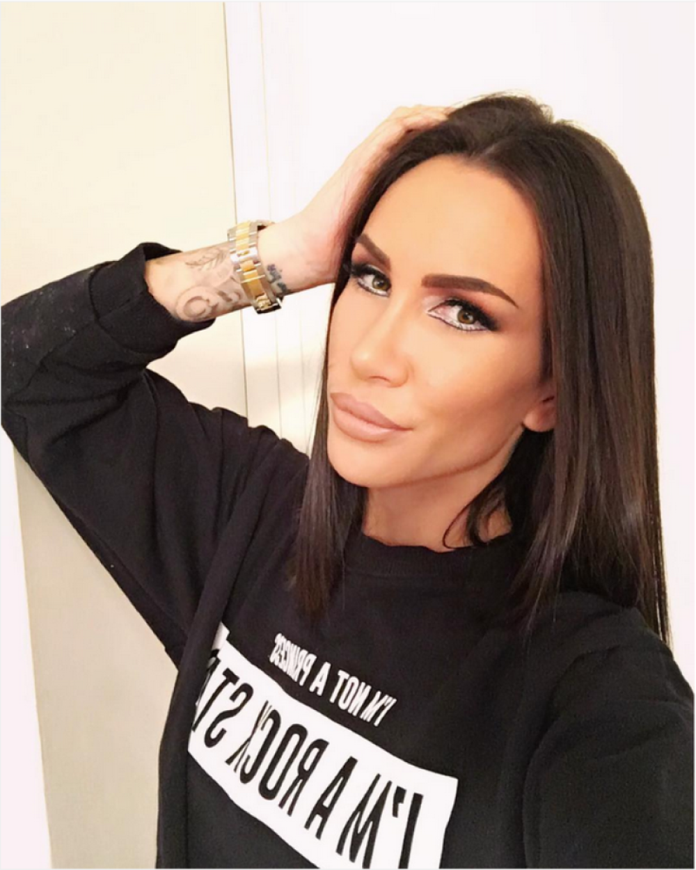 Nikoliju gazda kluba skinuo s bine, rasterala mu pesmom goste!