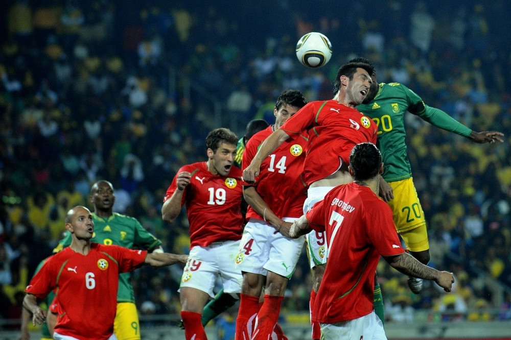 Napucao sudiju loptom (VIDEO)