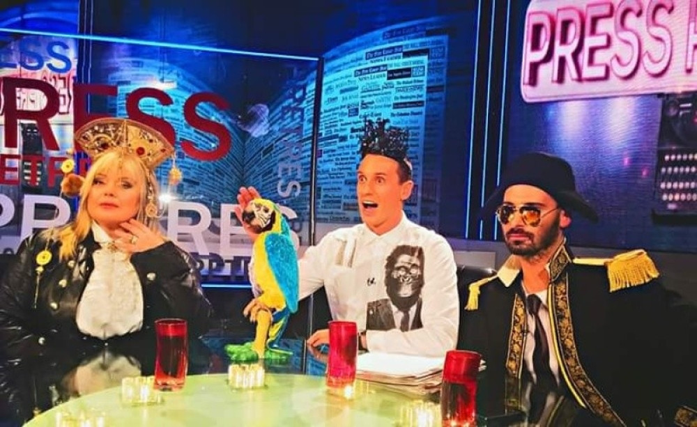 Zorana i Nenad vezali voditelja za stolicu!