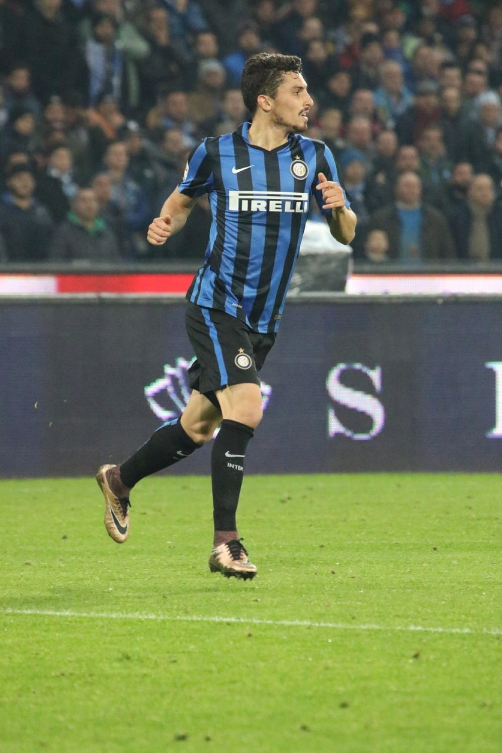 Inter ga ne da ispod 15 milki!