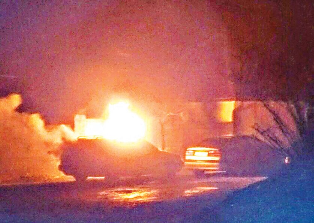 Mladom fudbaleru zapaljen automobil samo dve nedelje po dolasku u klub (FOTO)