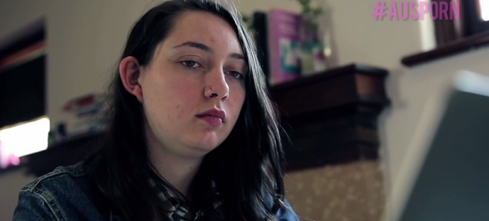 Zavisnost od pornića joj uništava život! (VIDEO)