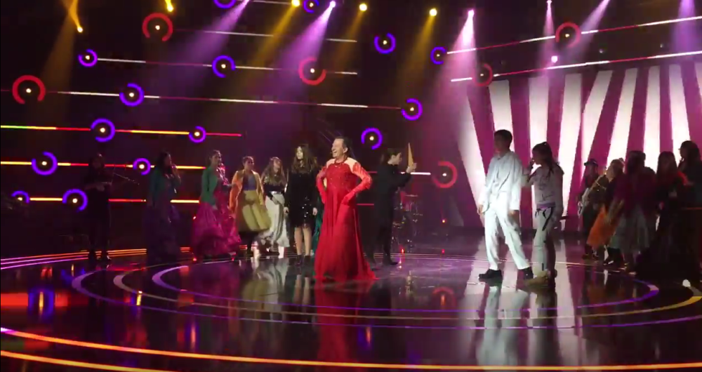 Žika Šarenica đuska u haljini (VIDEO)