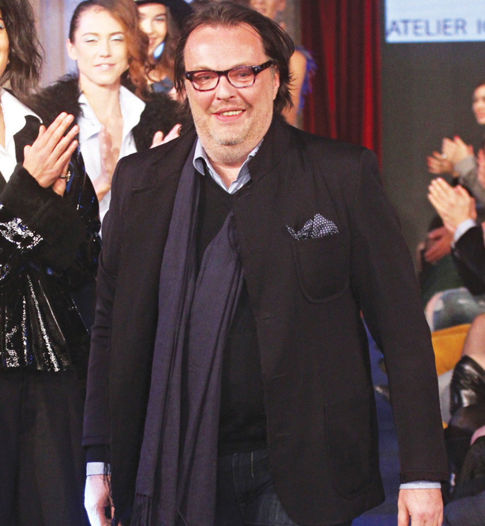 Pažljivo oblačim Vučića