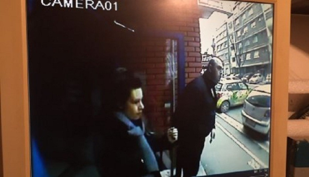 Klečala sam pored mog mrtvog Vlade!