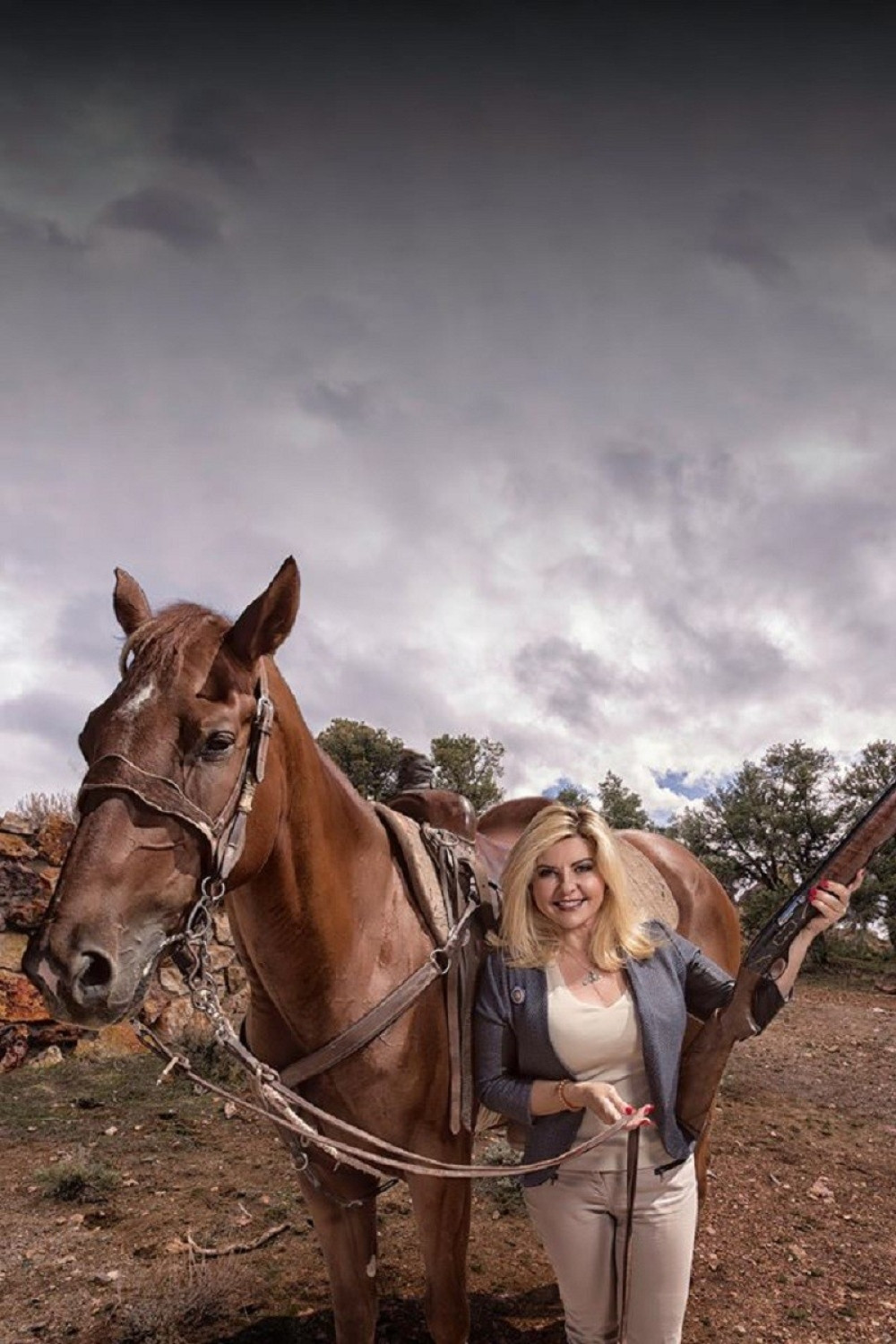 Političarka bi svim izbeglicama pucala u glavu! (FOTO)