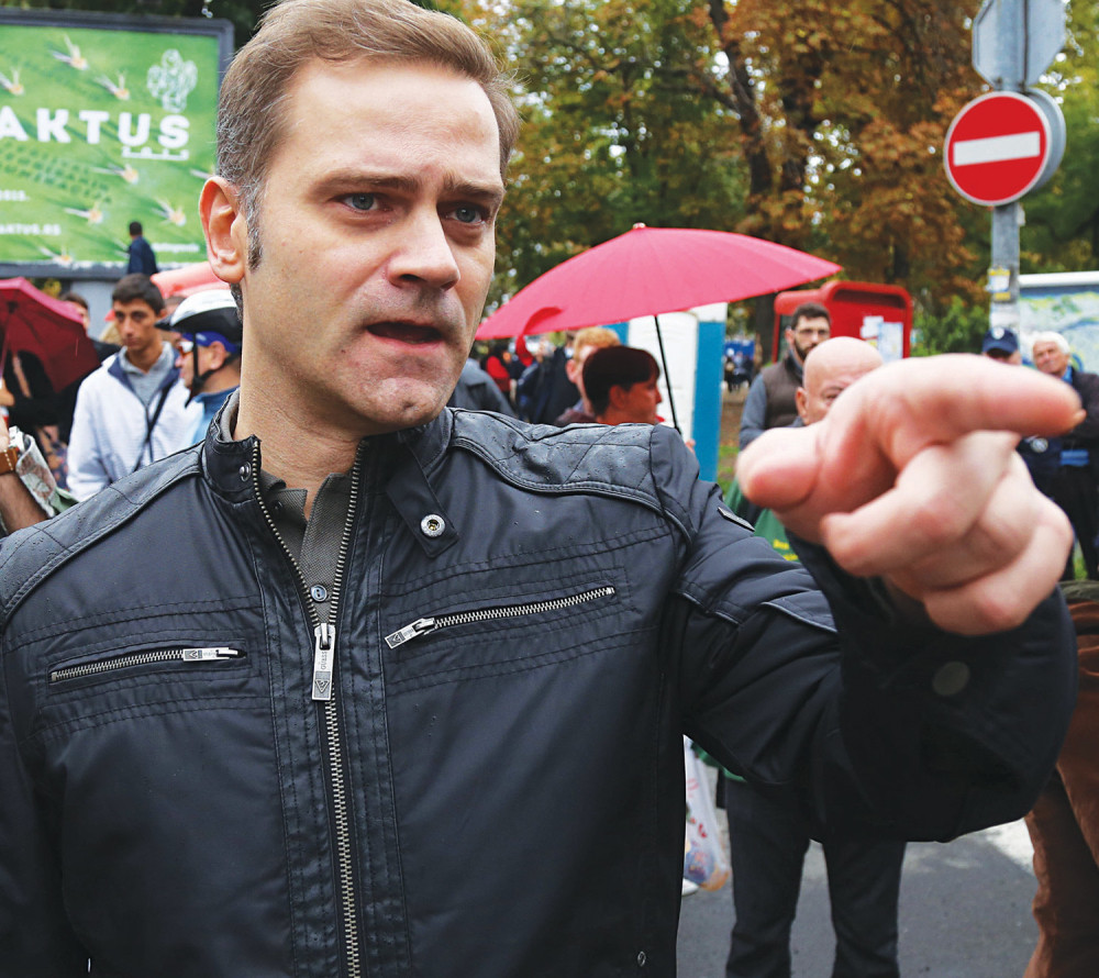 Koškanje Borka Stefanovića sa šefom gradilišta