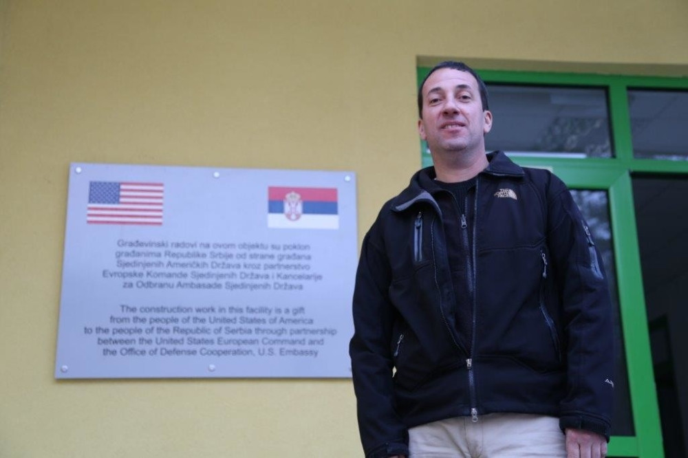 Američki vojni pilot zaljubljen u Srbiju