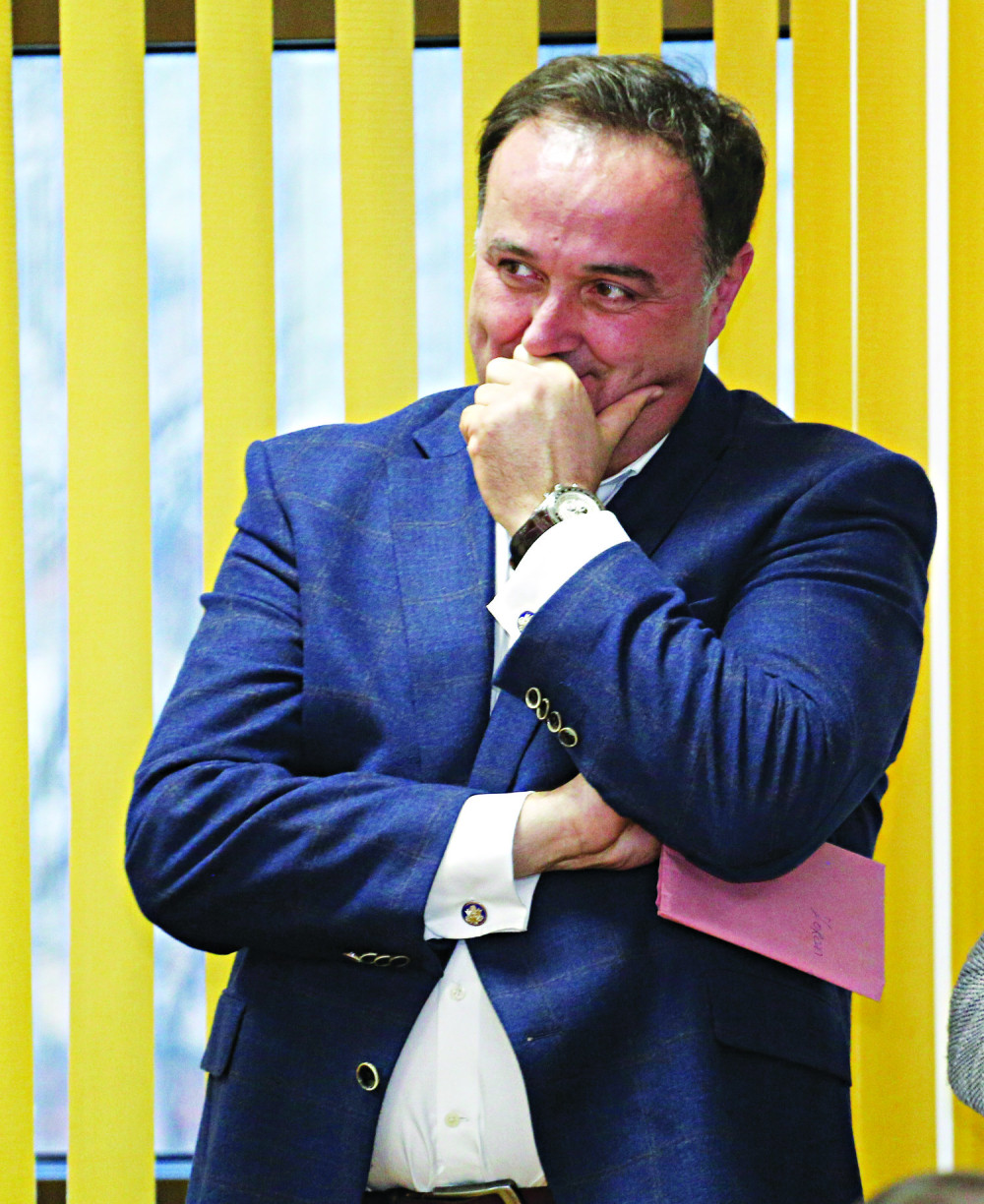 "Vazduplohov" Babić direktor Aerodroma?!