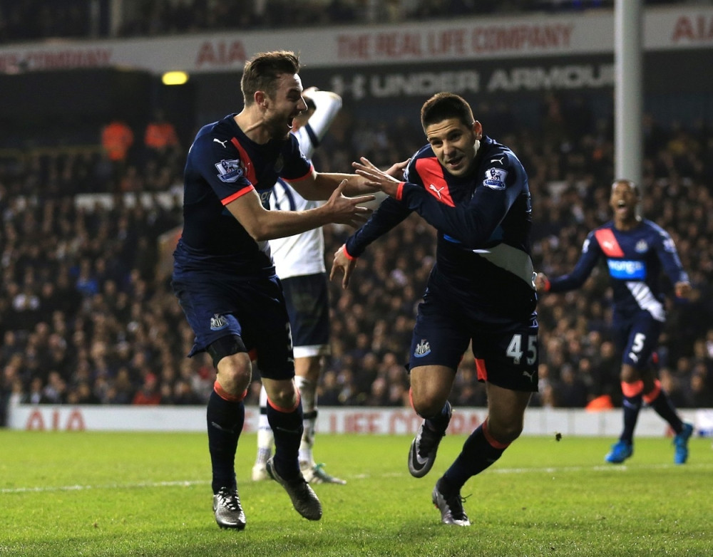 Mitrović strelac i asistent u pobedi Njukasla!