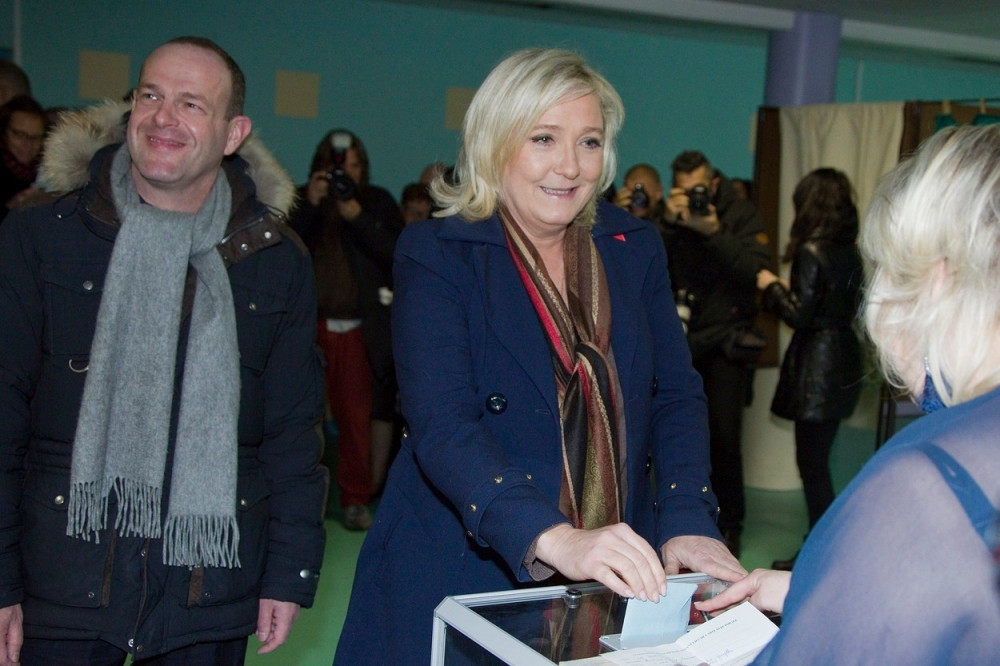 Poraz Nacionalnog fronta u Francuskoj!