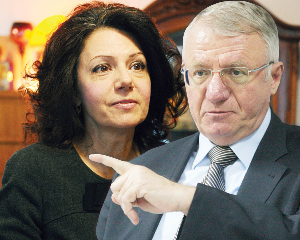 Šešelj i Sanda zaratili zbog klečanja