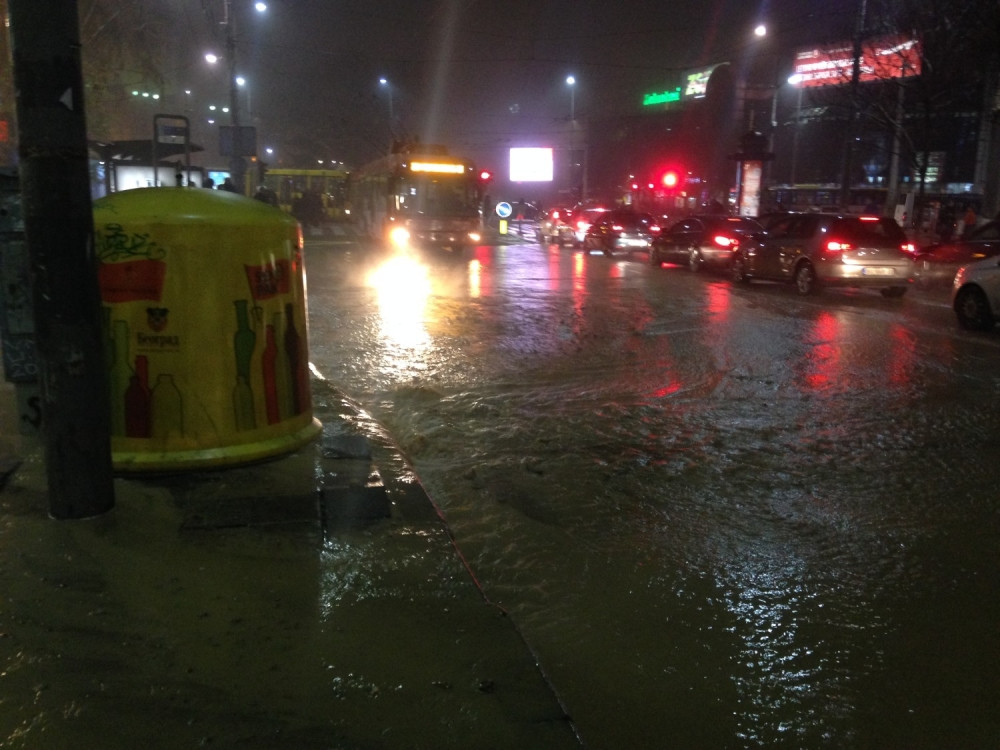 Srbija "narandžasta" zbog poplava