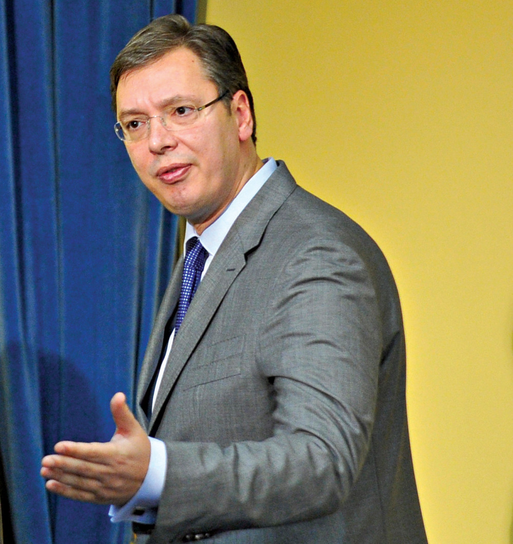 Vučić traži dozvolu od stranačke baze!