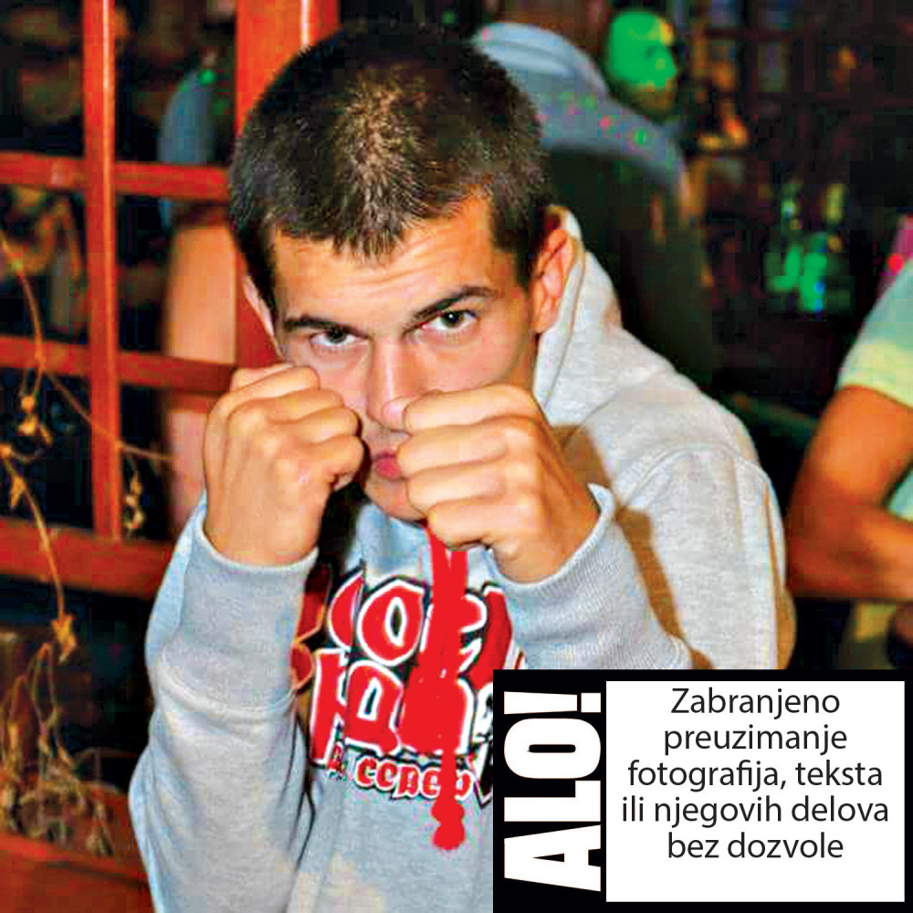 Huligan postao Vučić da bi osnovao SNS!