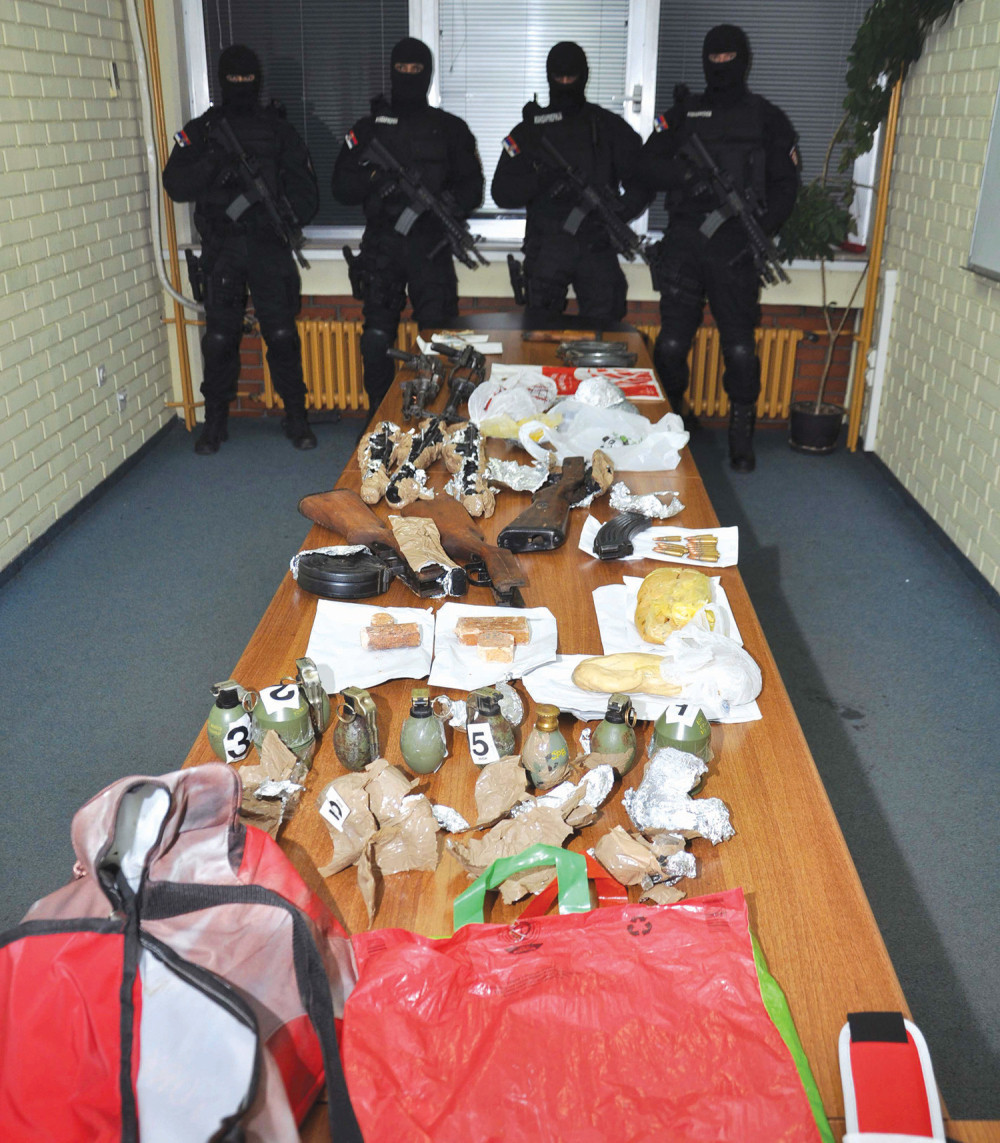 Hteli da naoružaju ISIS?!